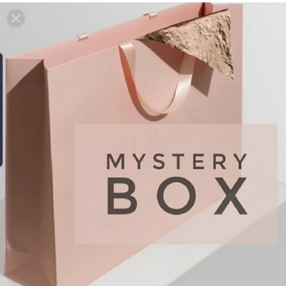 Lularoe resellers MYSTERY BOX! 13 pieces